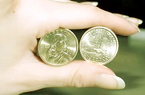 Tiền xu của Hoa Kỳ không lưu thông sẽ làm Chính phủ và người đóng thuế thiệt hại. Tiền xu của Hoa Kỳ không lưu thông sẽ làm Chính phủ và người đóng thuế thiệt hại.